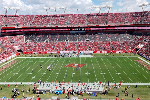 Tampa Bay Buccaneers-Fly Girl Travel